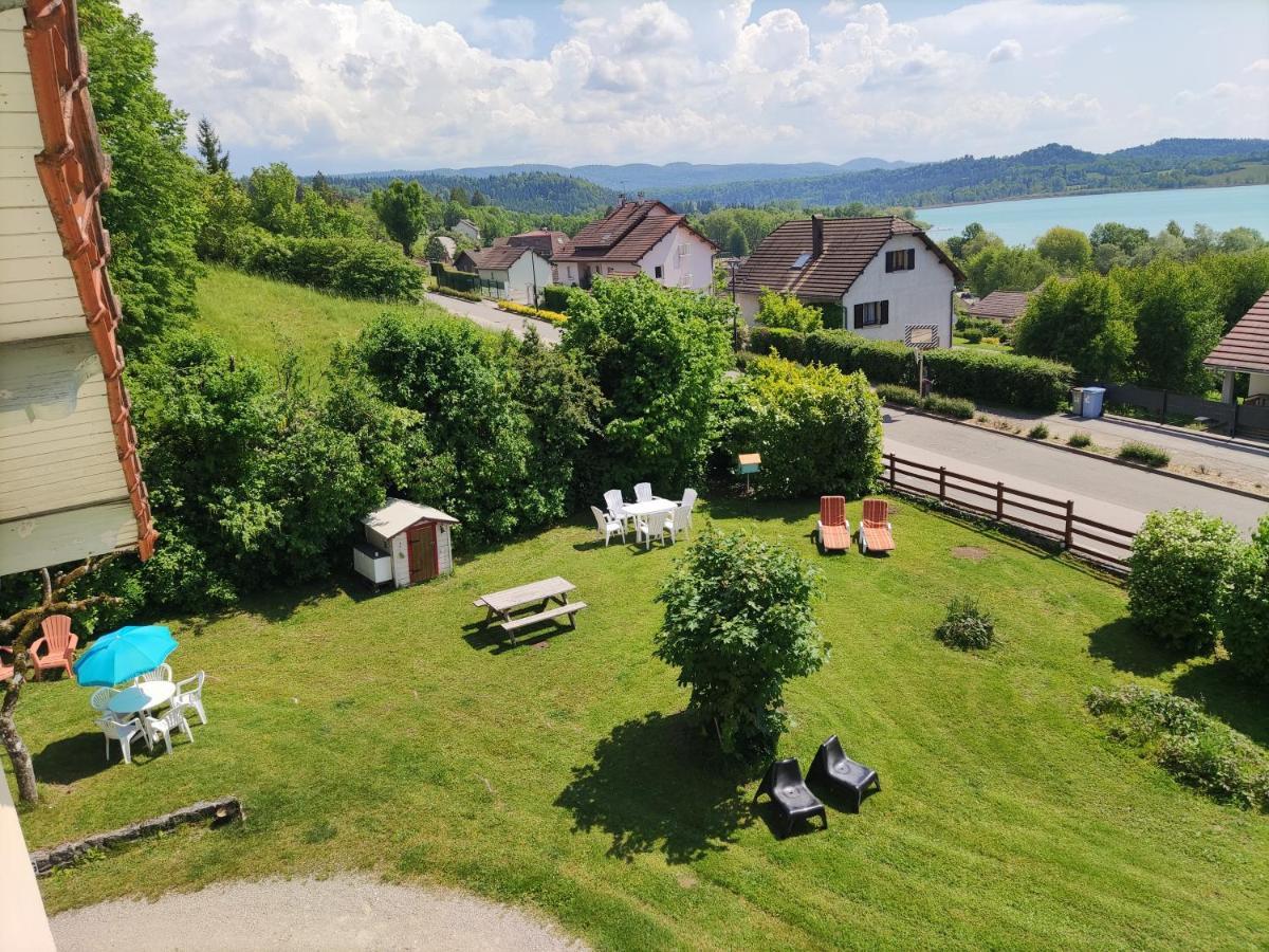 Villas-du-lac De Et Espace Prive